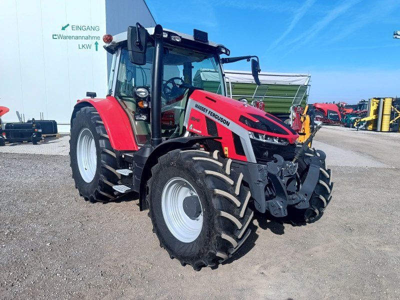Massey Ferguson 5S.115 Dyna-6 Efficient
