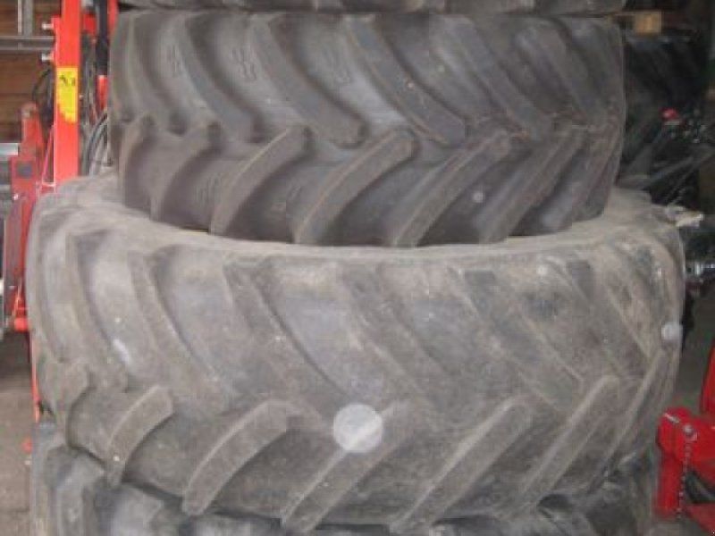 Michelin Kompletträder für John Deere 6105 R
