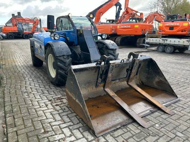 New Holland LM 5030