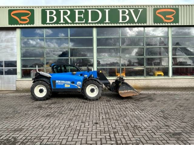 New Holland LM 5030
