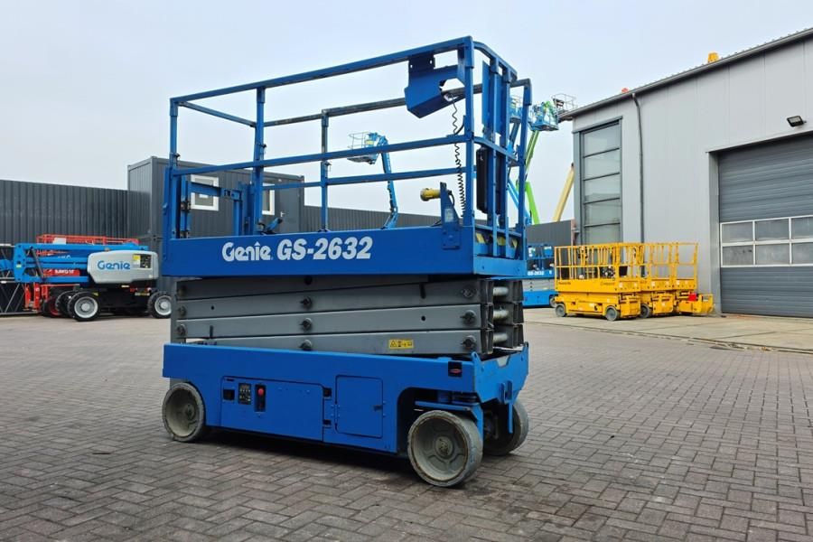 Genie GS2632 Electric, 10m Working Height, Non Marking T