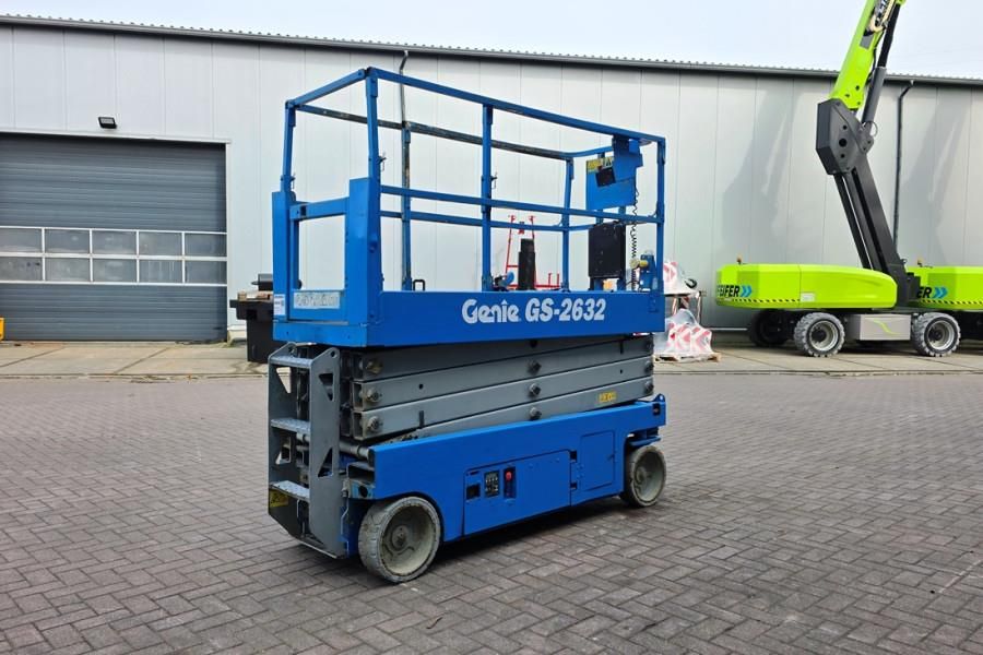 Genie GS2632 Electric, 10m Working Height, Non Marking T