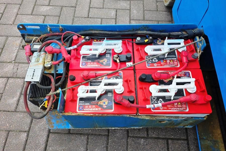 Genie GS2632 Electric, 10m Working Height, Non Marking T