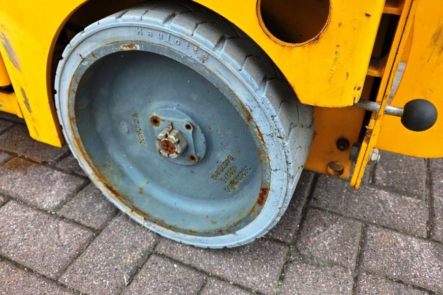 Haulotte Compact 8 Electric, 8.2m Working Height, 350kg Cap