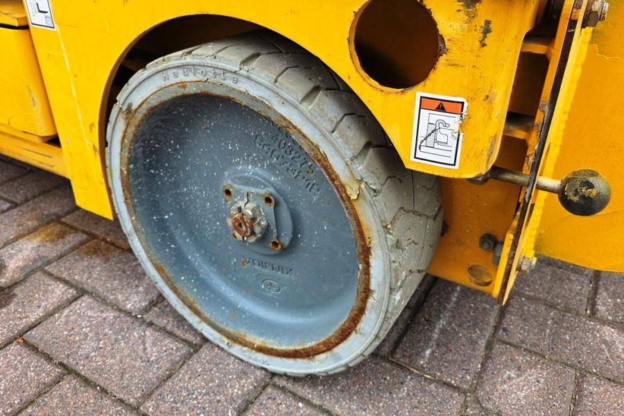 Haulotte Compact 8 Electric, 8.2m Working Height, 350kg Cap