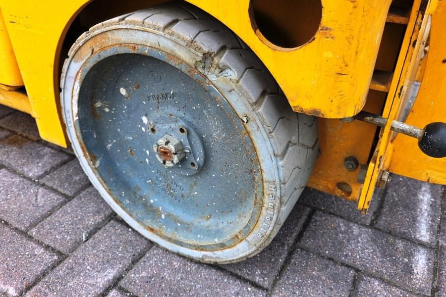 Haulotte Compact 8 Electric, Batteries 10-2024, 8.2m Workin