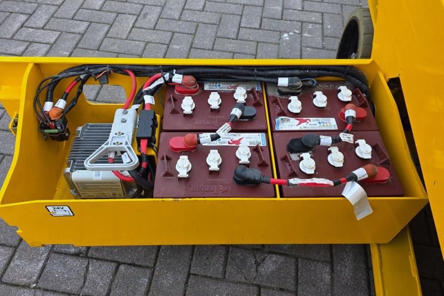 JCB S3246E Electric, 12m Working Height, 320kg Capacit