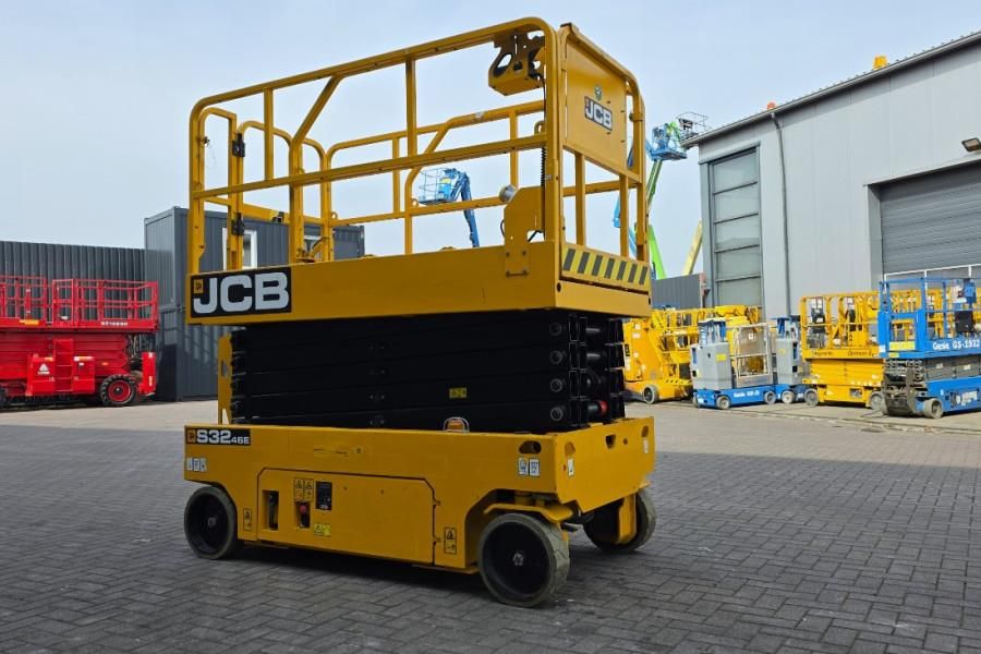 JCB S3246E Electric, 12m Working Height, 320kg Capacit