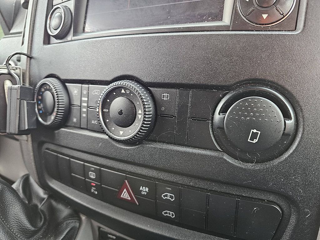MERCEDES-BENZ SPRINTER 519 max ac 3.0 ltr v6!