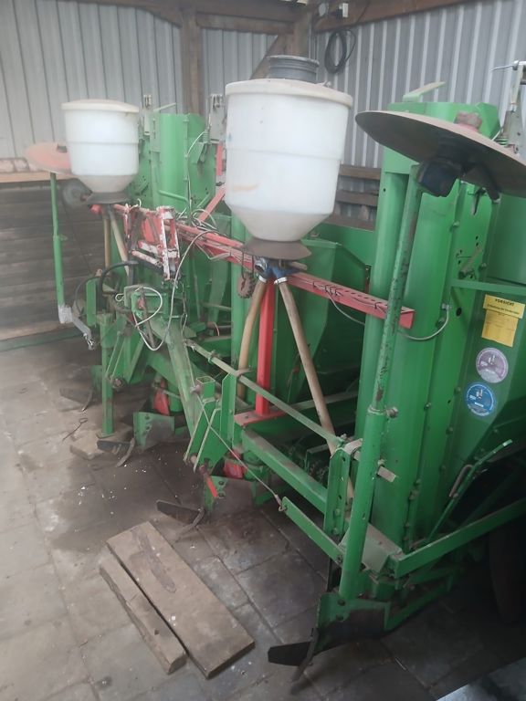 Hassia Hassia pootmachine 4 rij