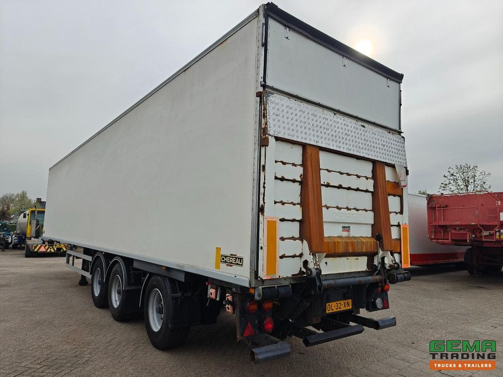 Schmitz TKS24 3-Axle BPW - Chereau Insulated Body - Lift/Steering Axle - Disc Brakes - Tail Lift 2000KG