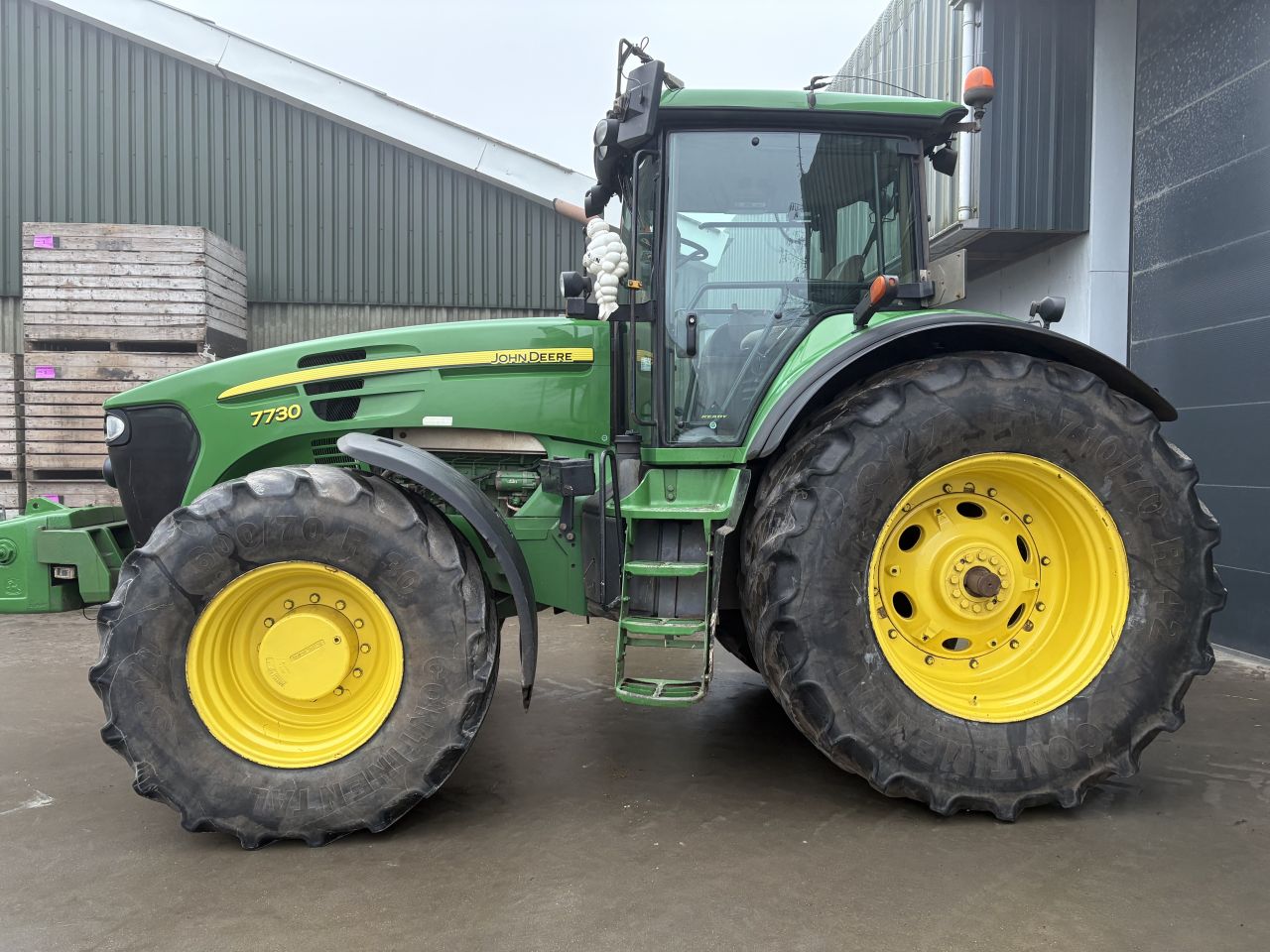 John deere 7730