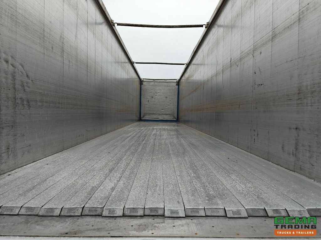 Knapen K100 92 m³ Laufboden – Verzinktes Fahrgestell – 10 mm Boden – Fernbedienung – 3-Achs-BPW-Scheibenbremsen – TÜV bis 12/2026