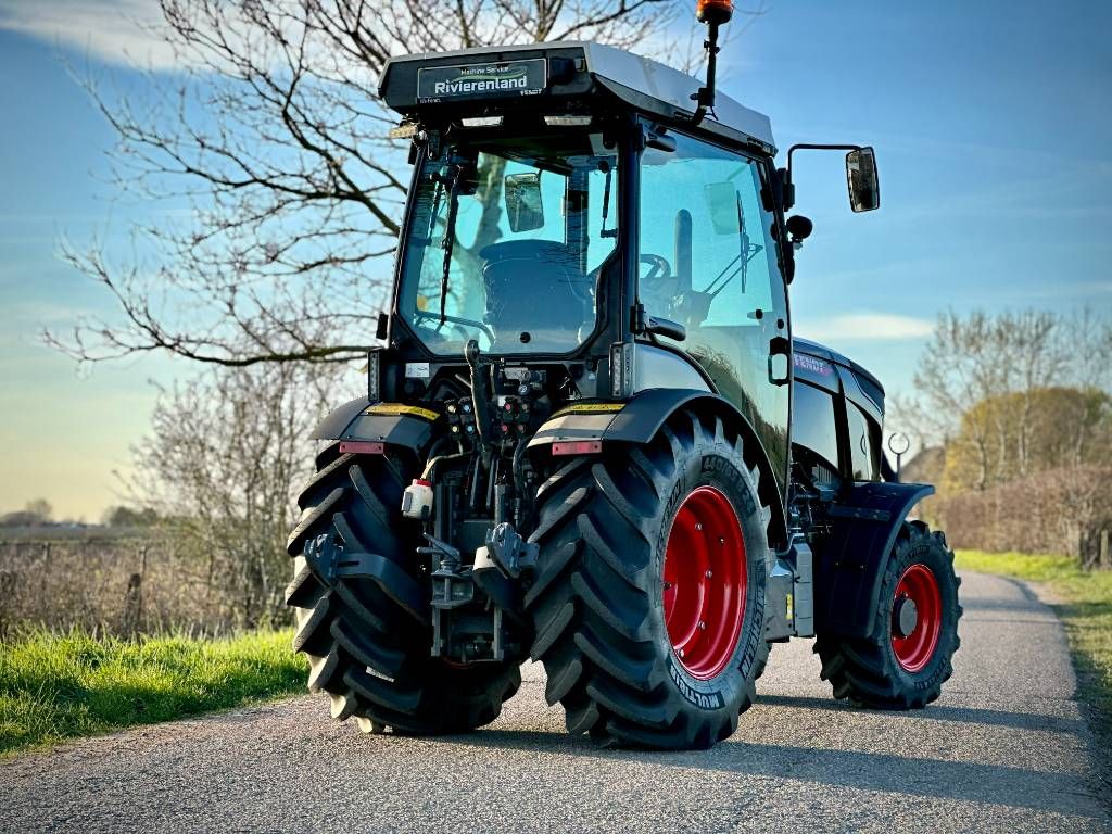 Fendt 211V Vario Gen3 Profi Smalspoor/Fruitteelttractor