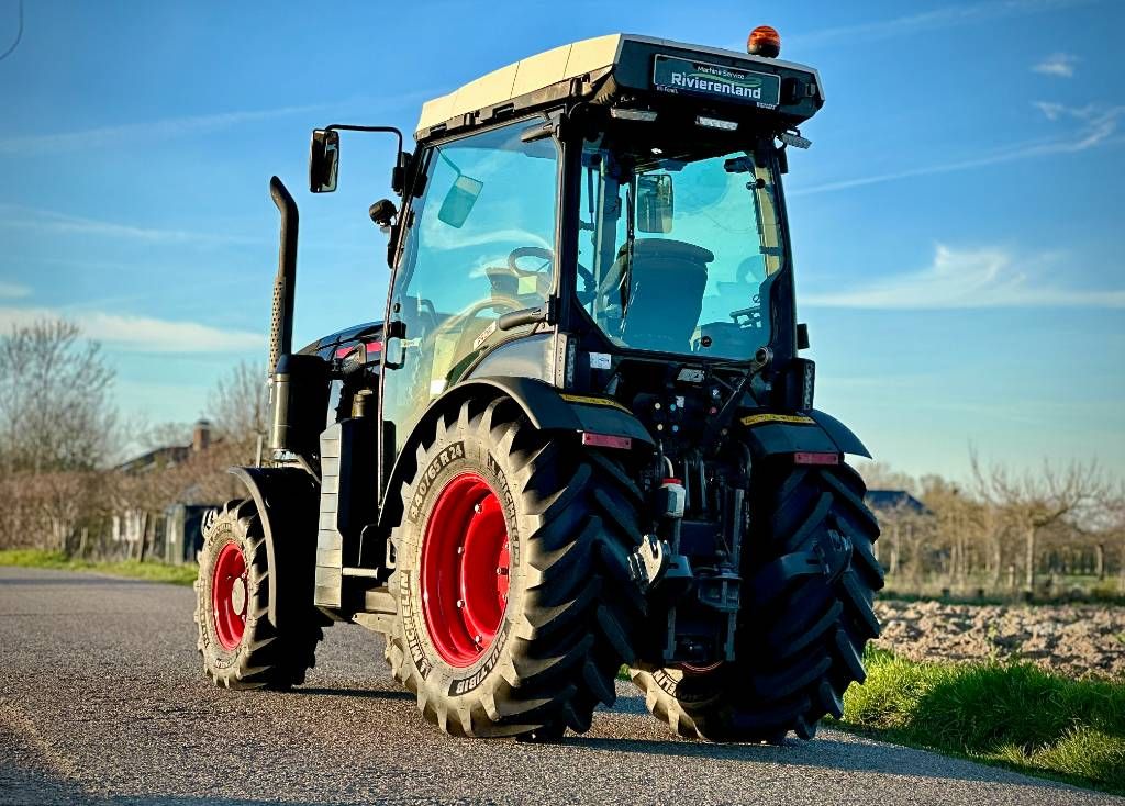Fendt 211V Vario Gen3 Profi Smalspoor/Fruitteelttractor