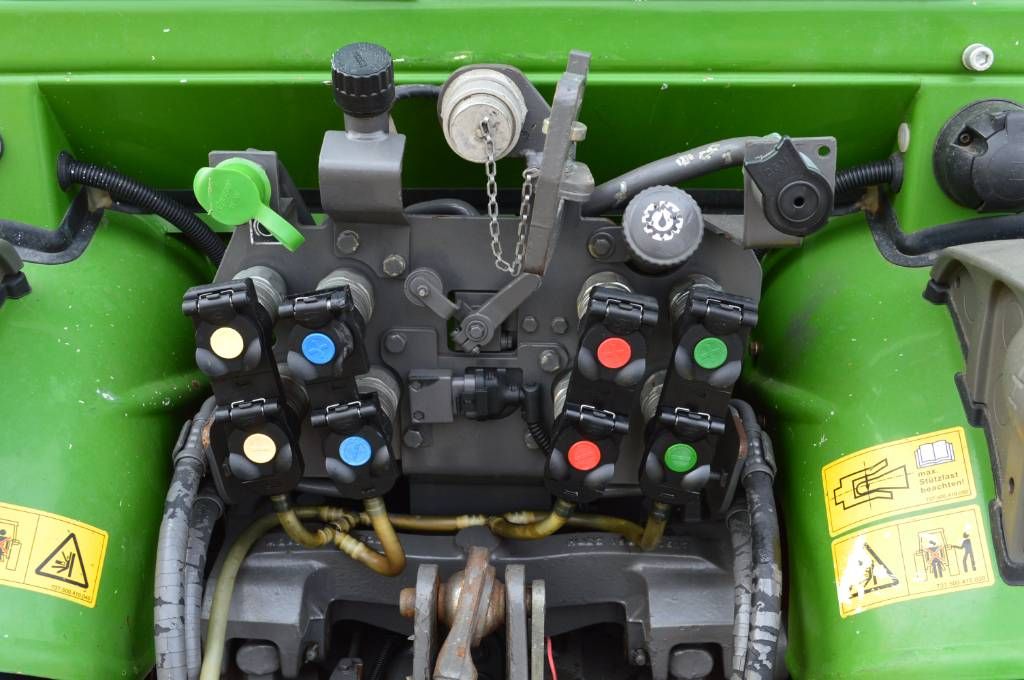 Fendt 211V Vario Profi Smalspoor/Fruitteelttractor