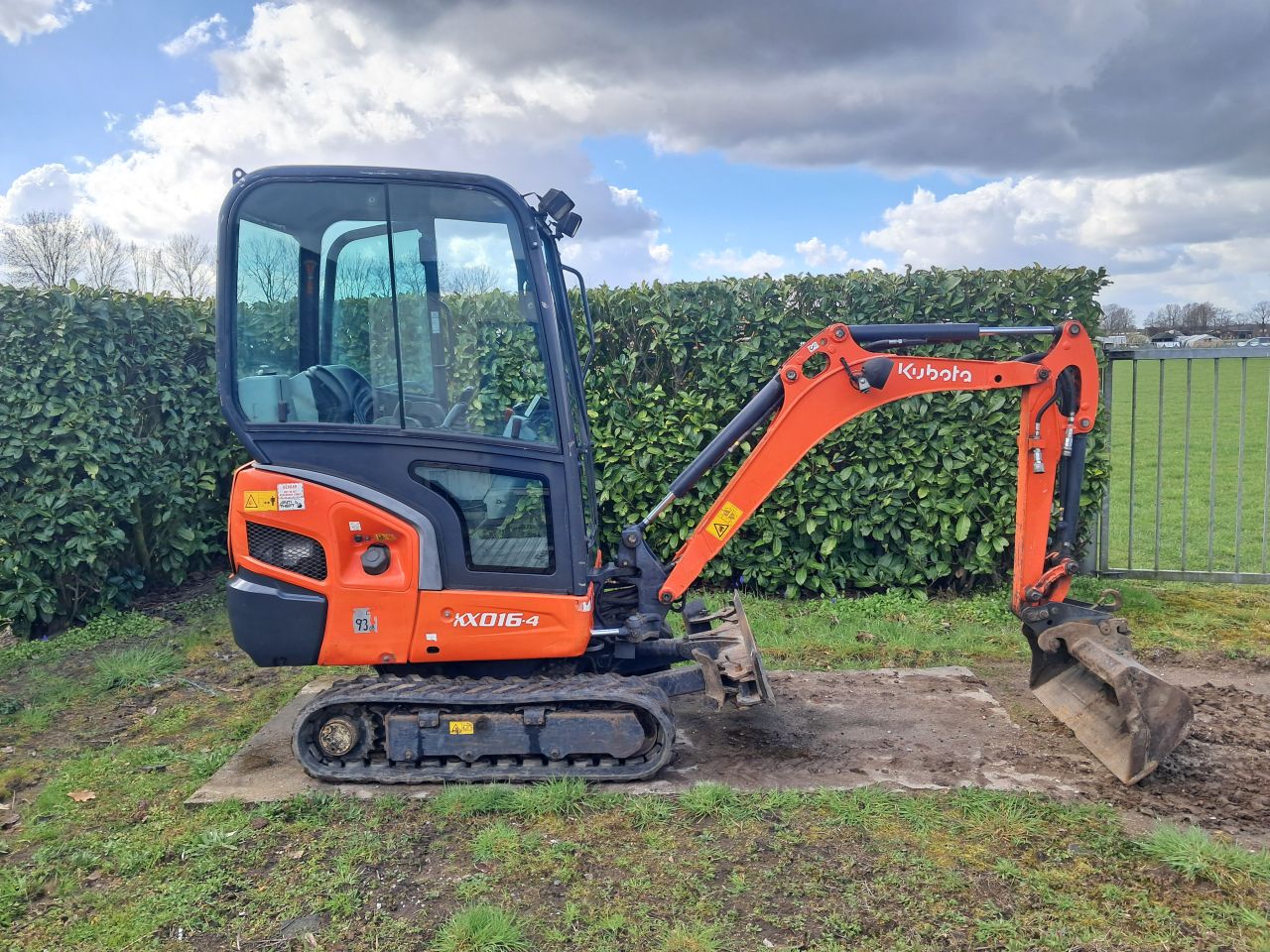 Minigraver Kubota KX016-4 / Sloop-sorteer / Minikraan / Kraan