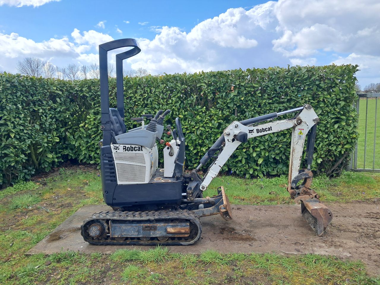 Minigraver Bobcat E10 / Minikraan / Graafmachine/ Kubota