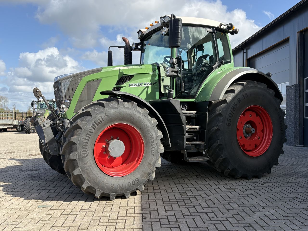 Fendt 824 profiplus scr
