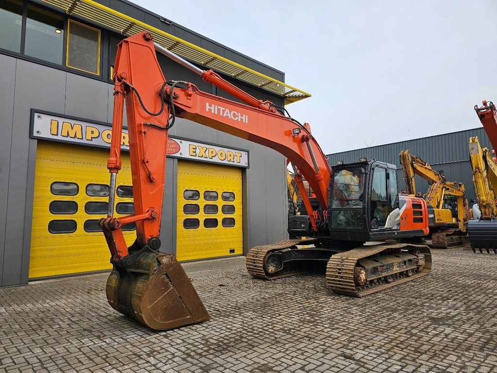 Hitachi ZX220LC Mitsubishi 6-Zylinder WE1580