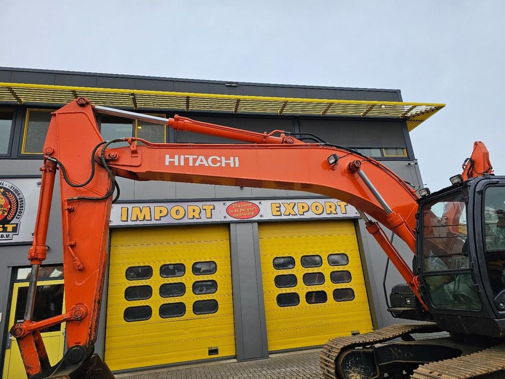 Hitachi ZX220LC Mitsubishi 6-Zylinder WE1580