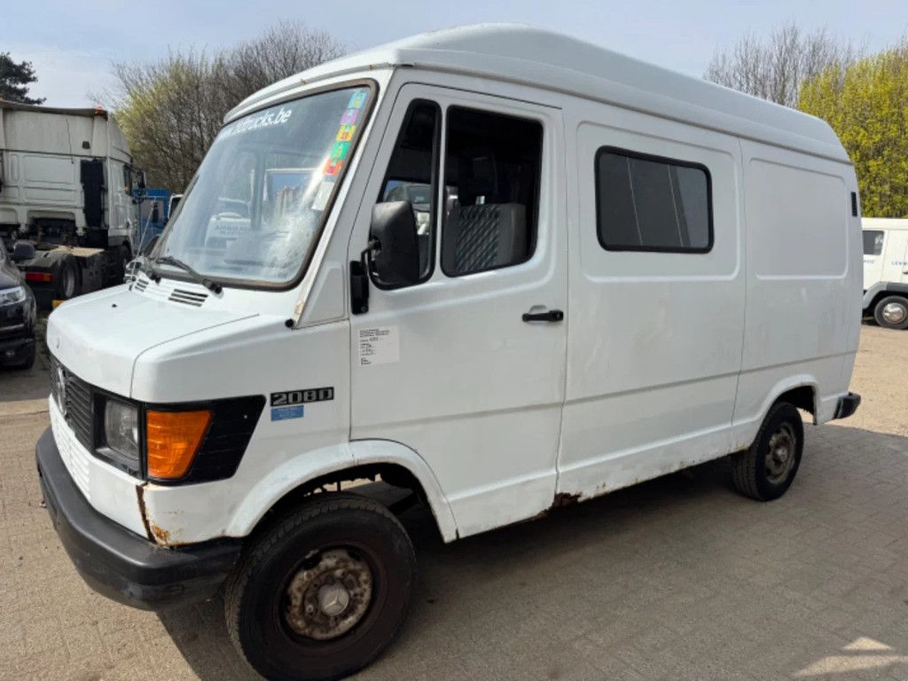 Mercedes-Benz 200-serie **208D-FRENCH ORIGINE**