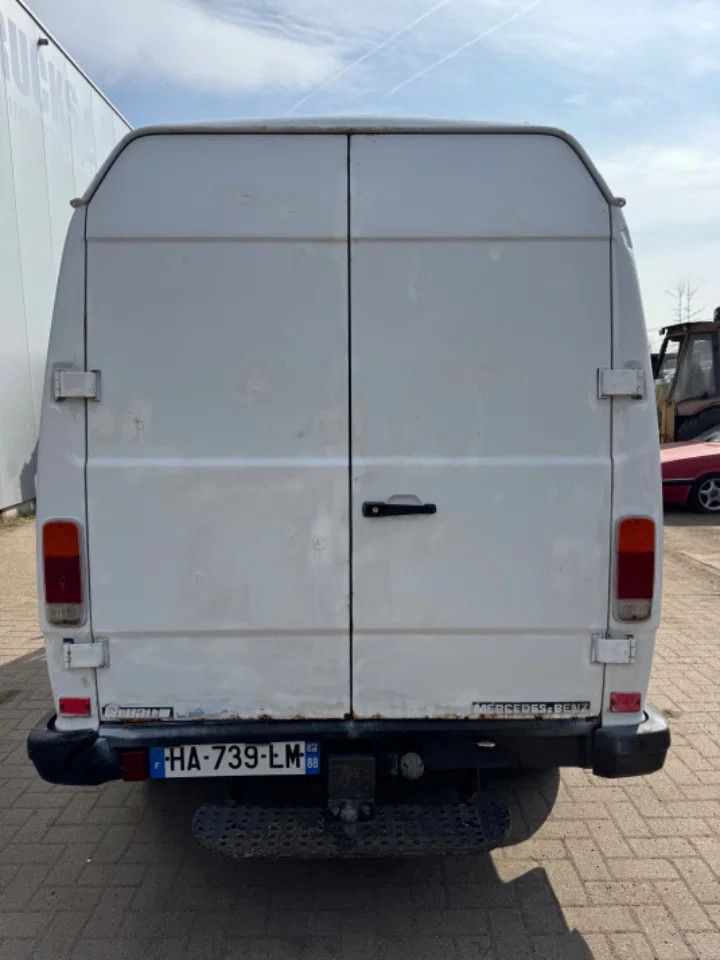 Mercedes-Benz 200-serie **208D-FRENCH ORIGINE**