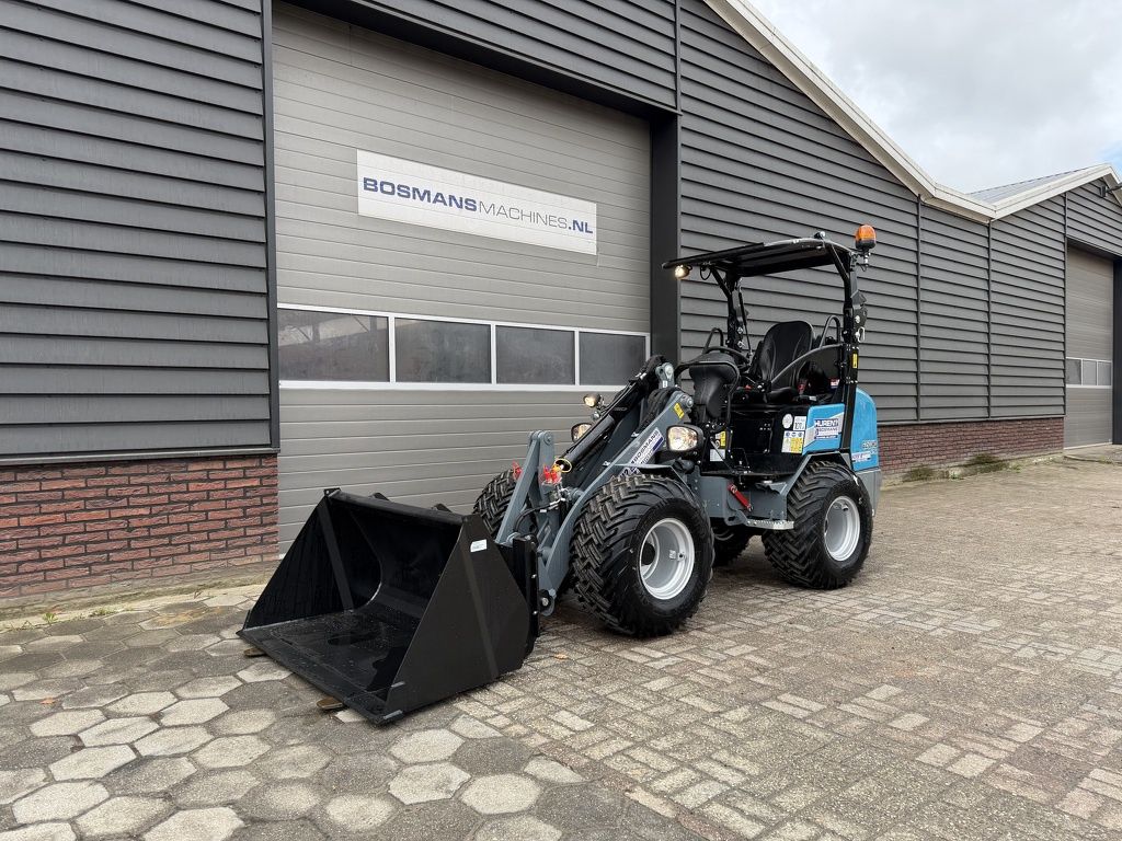 TE HUUR Giant G2500 HD X-TRA minishovel 2,5 T