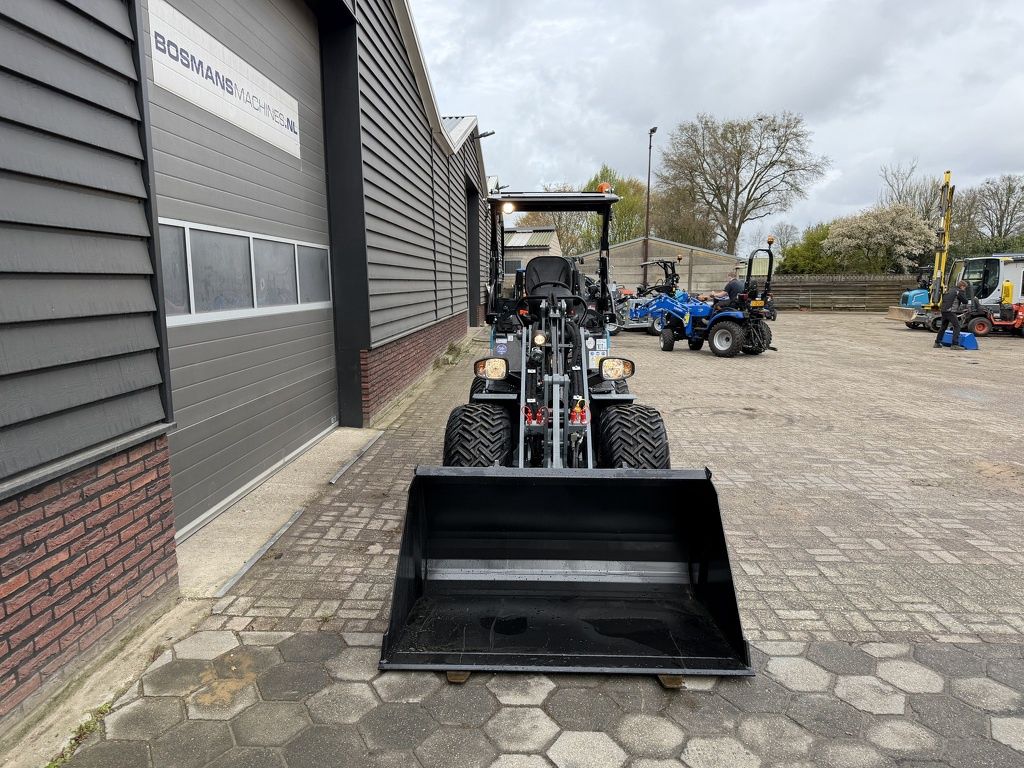 TE HUUR Giant G2500 HD X-TRA minishovel 2,5 T