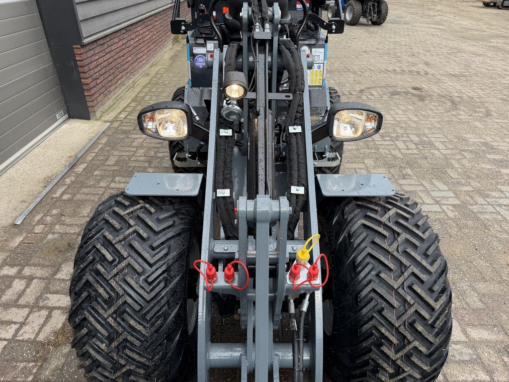 TE HUUR Giant G2500 HD X-TRA minishovel 2,5 T