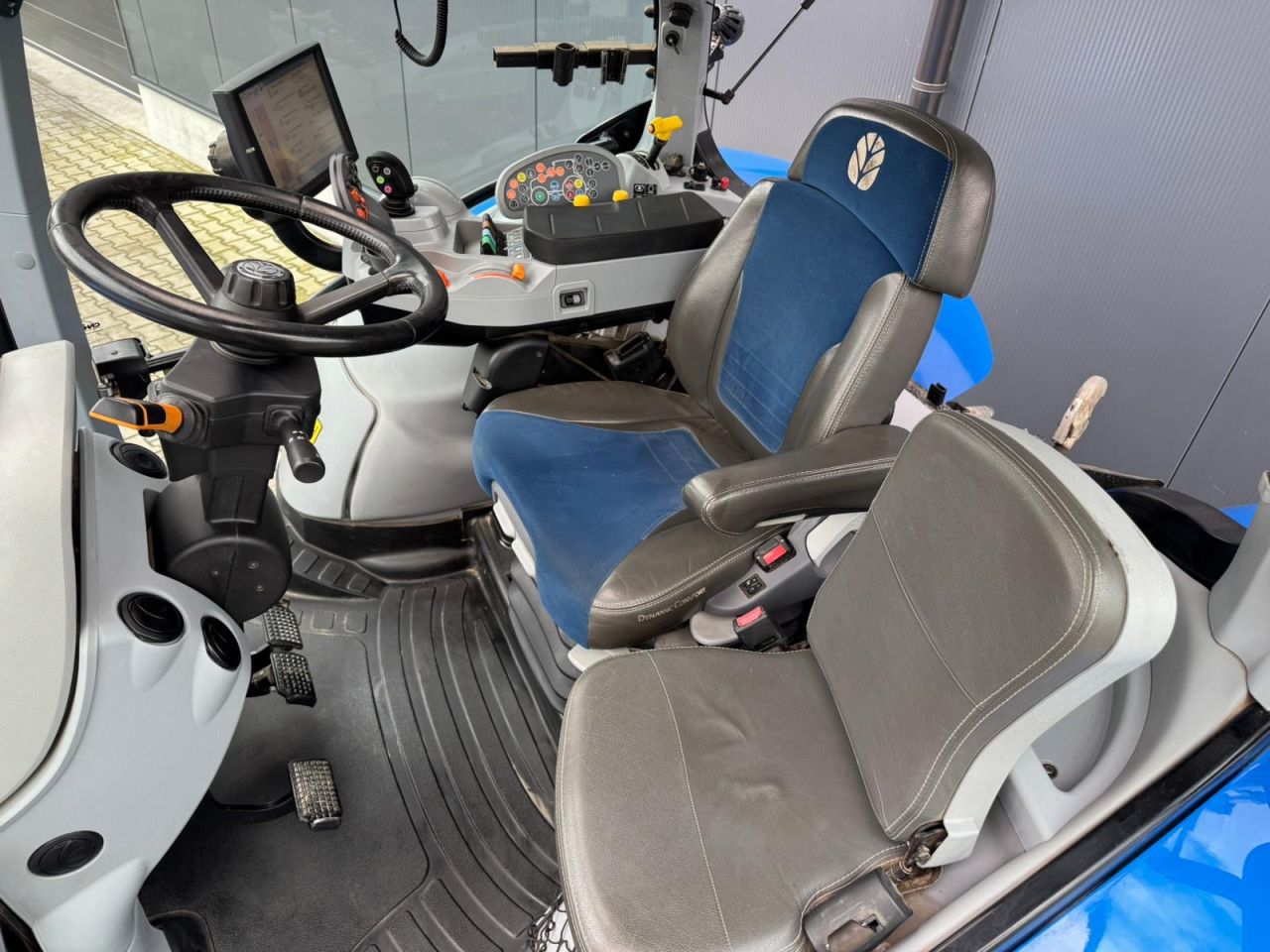 New Holland T6.180 DC