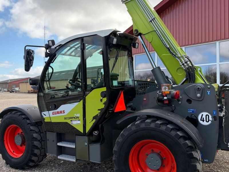 Claas SCORPION 741 Varipower 741 Vari Power