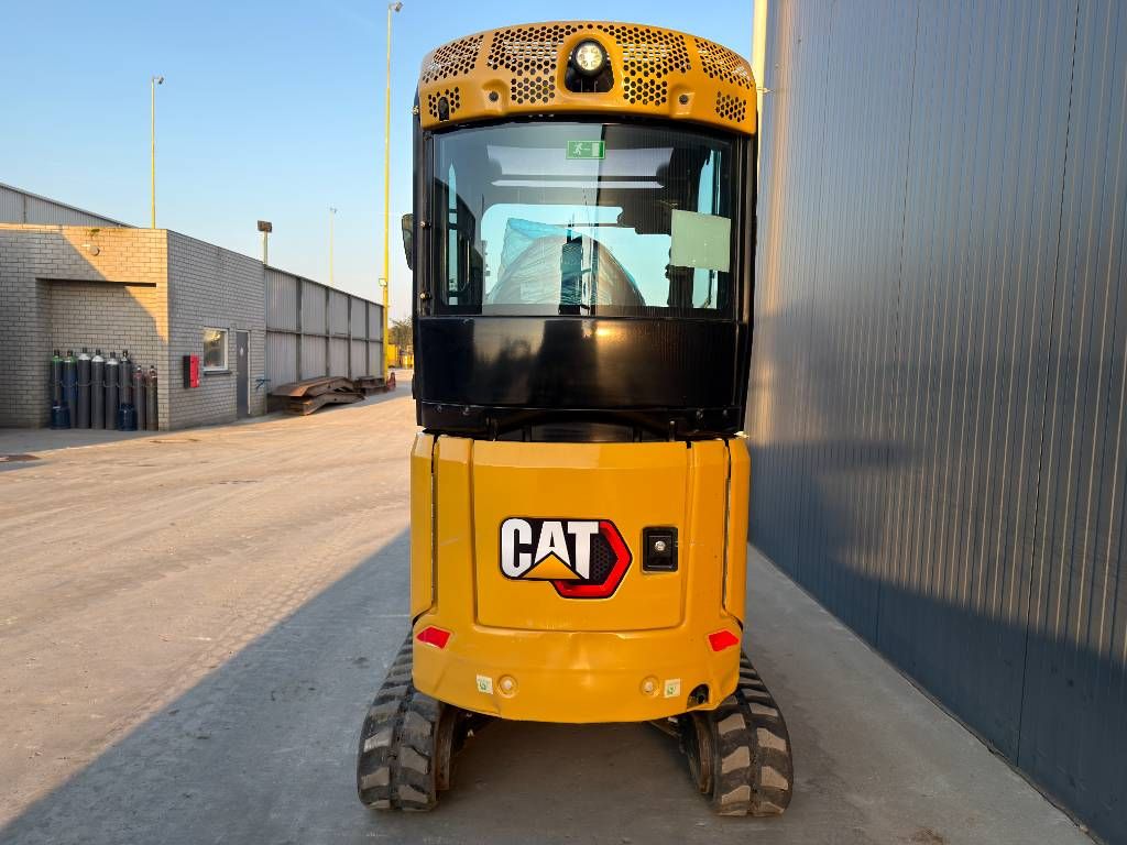 CAT 301.8 | 05A | CW05 + 2x NEW bucket