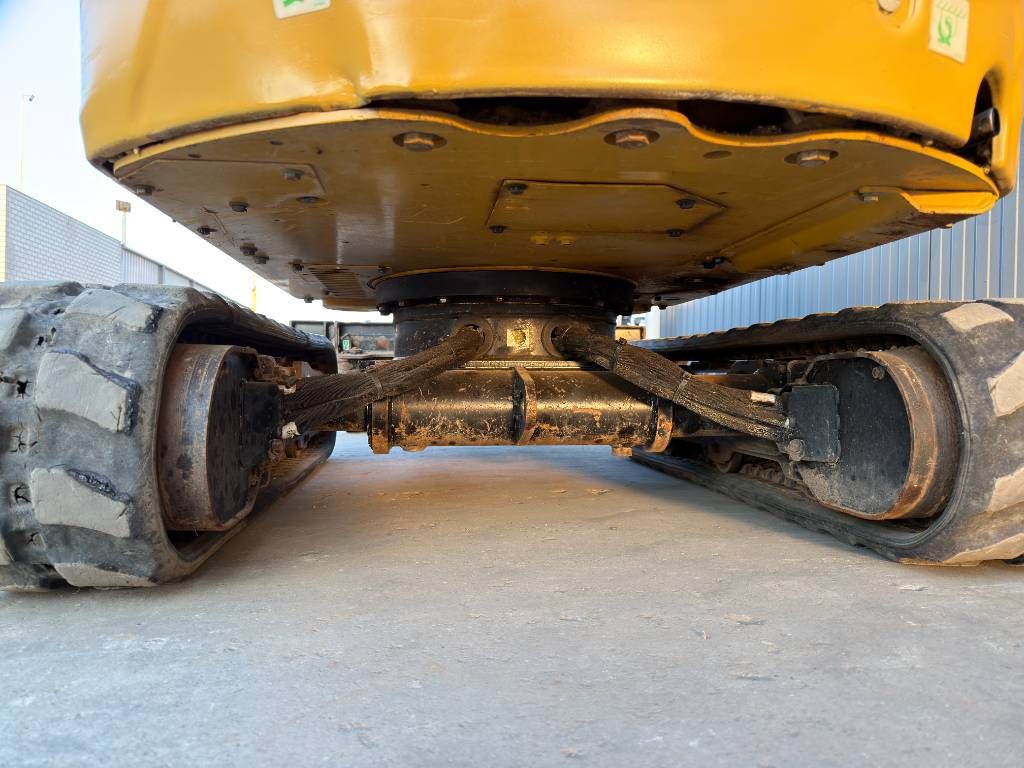 CAT 301.8 | 05A | CW05 + 2x NEW bucket