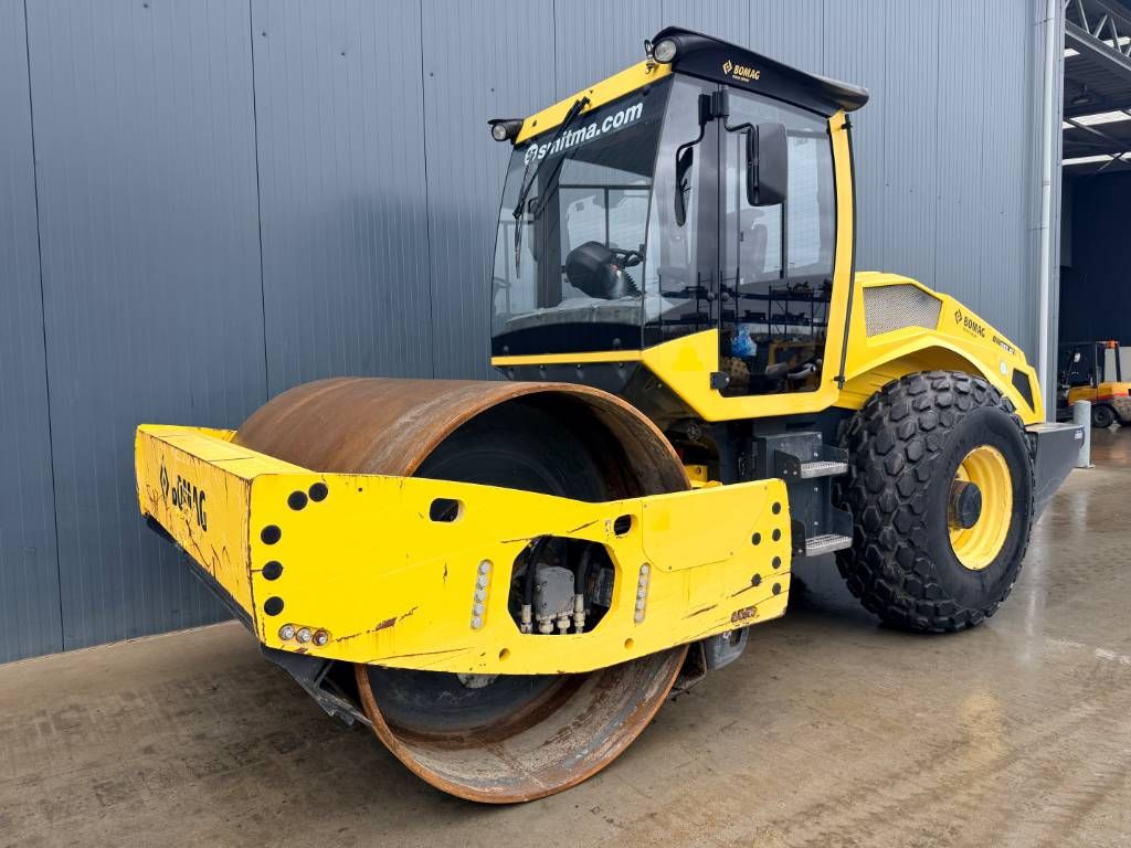 Bomag BW213D-5