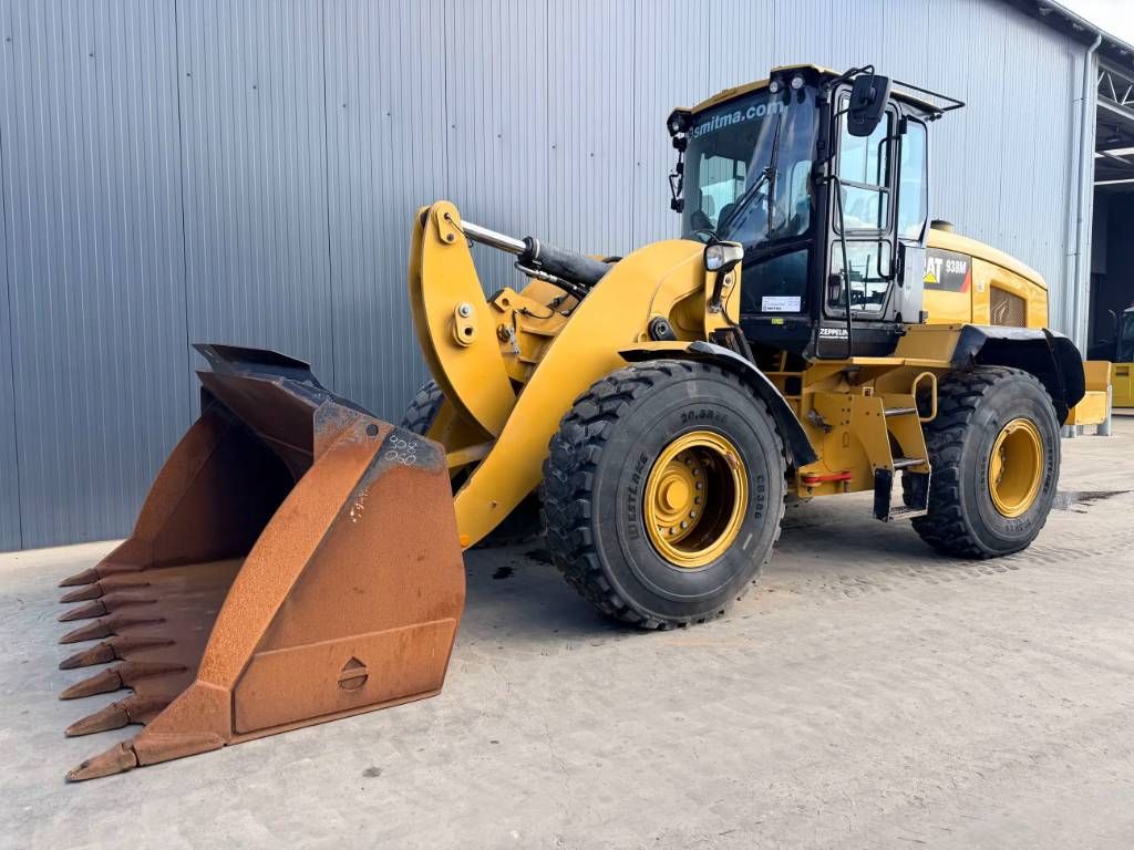 CAT 938M