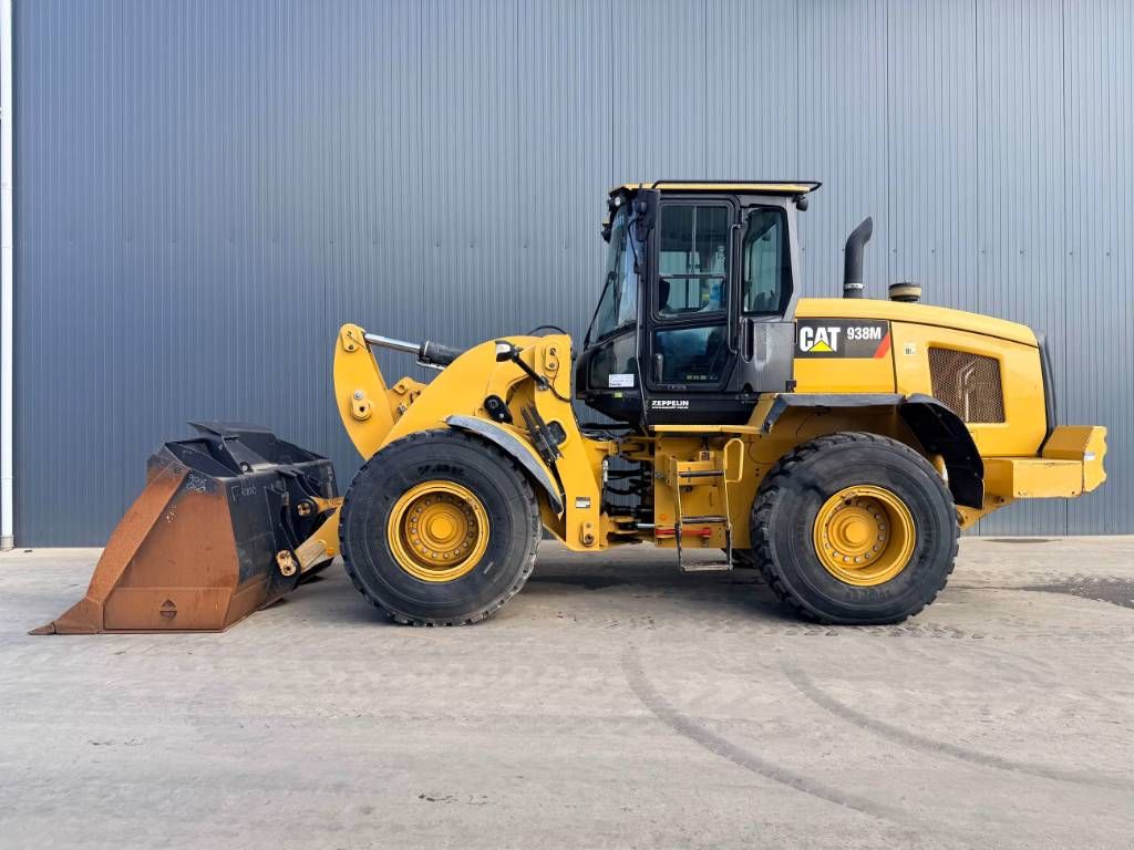 CAT 938M