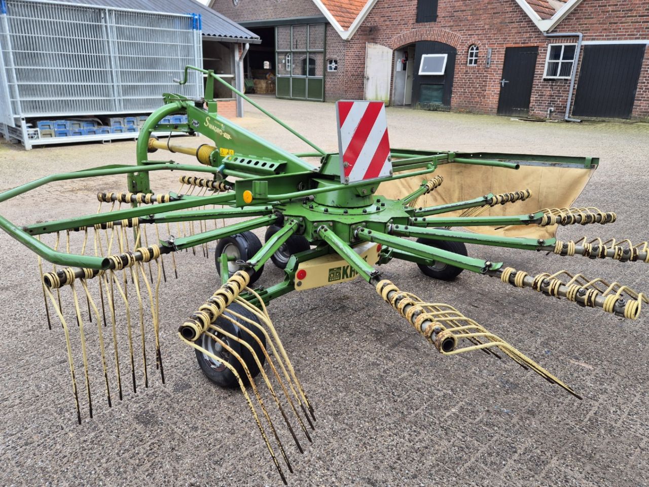 Krone Swadro 421 enkele hark