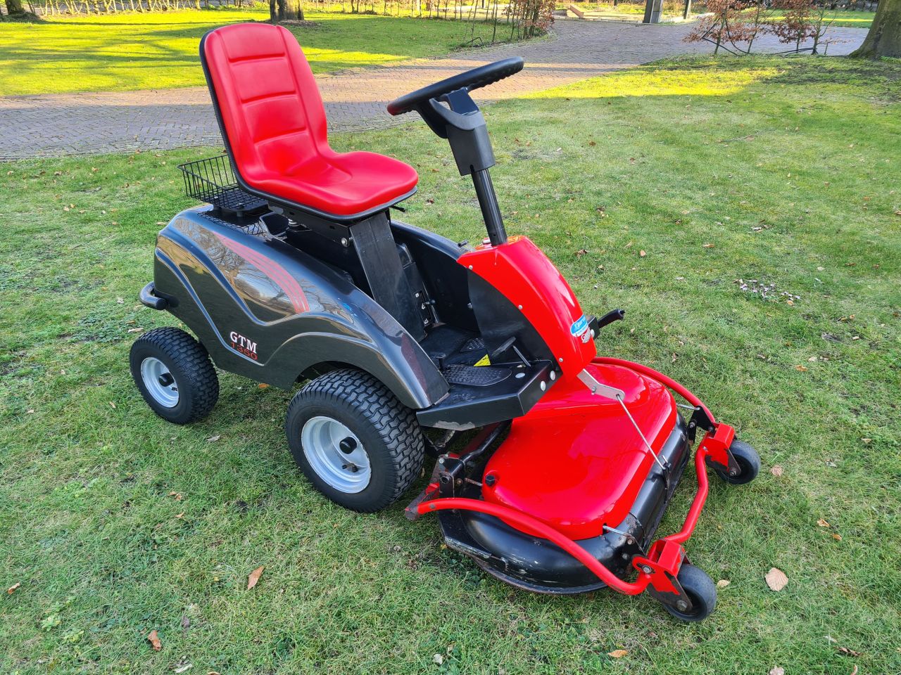 GTM 1350 frontmaaier mulch mulchmaaier zitmaaier hydrostaat