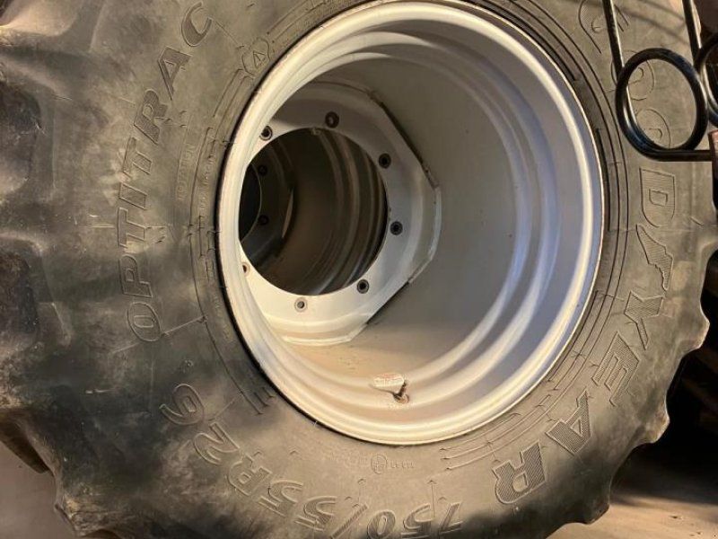 900/60R32 OG 750/55R