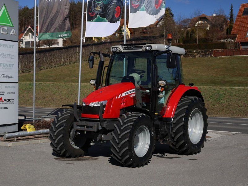 Massey Ferguson 5609 Dyna-4 ES-Panoramic