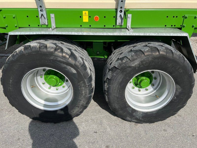 Bergmann Royal 30 K mit großer 620/40 R22,5-Bereifung und 16.000 kg zGG