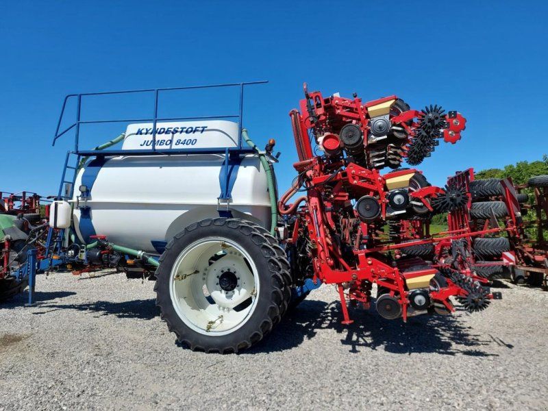 Kverneland Unicorn SD 18 rk. m. gødning.