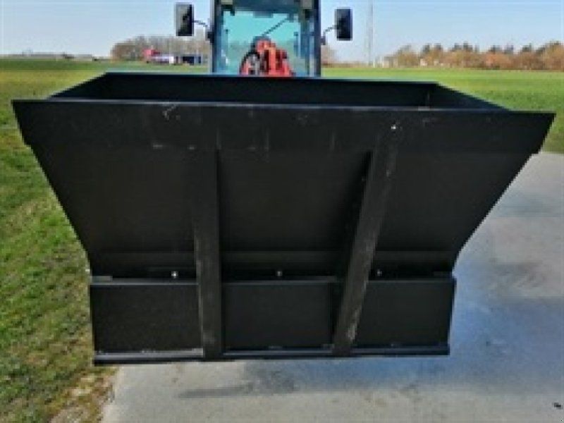 JST S Sandsprederskovl 150-250 cm.