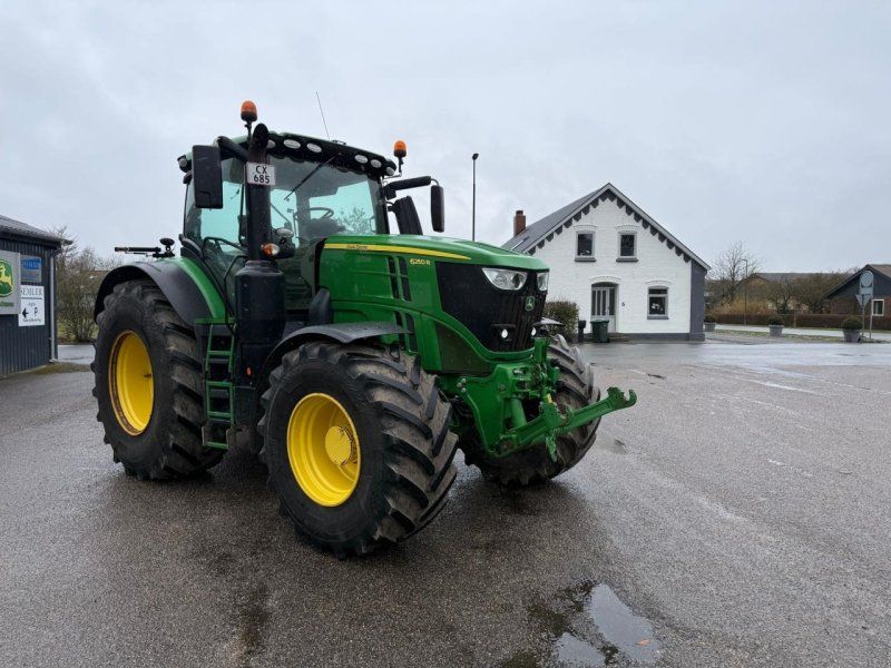 John Deere 6250R