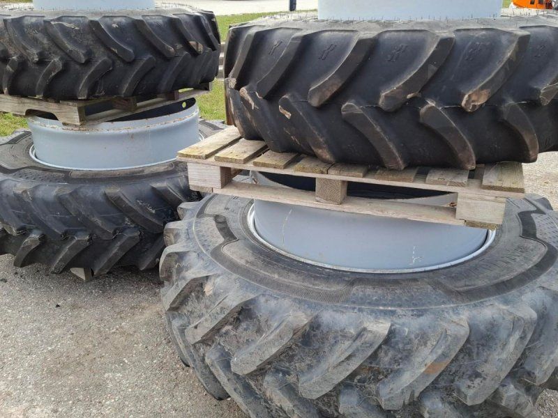 Alliance 520/85 R42
