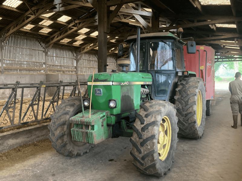 John Deere 3040 4RM