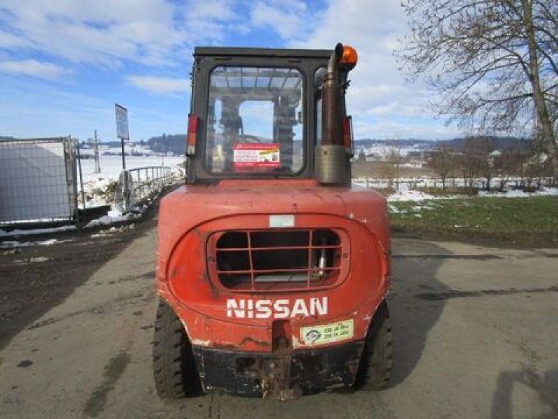 Nissan 4 Ton.-Tripl-FH 4,5m + Seitenschieber