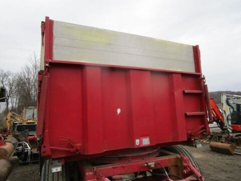 Schwarzmüller 3-Seiten-Kipper