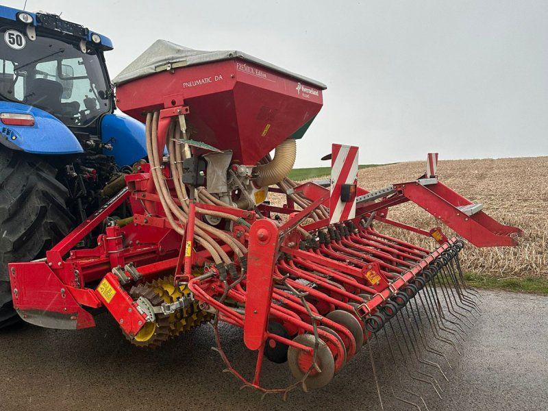 Kverneland DA  mit Kongskilde Kreiselegge